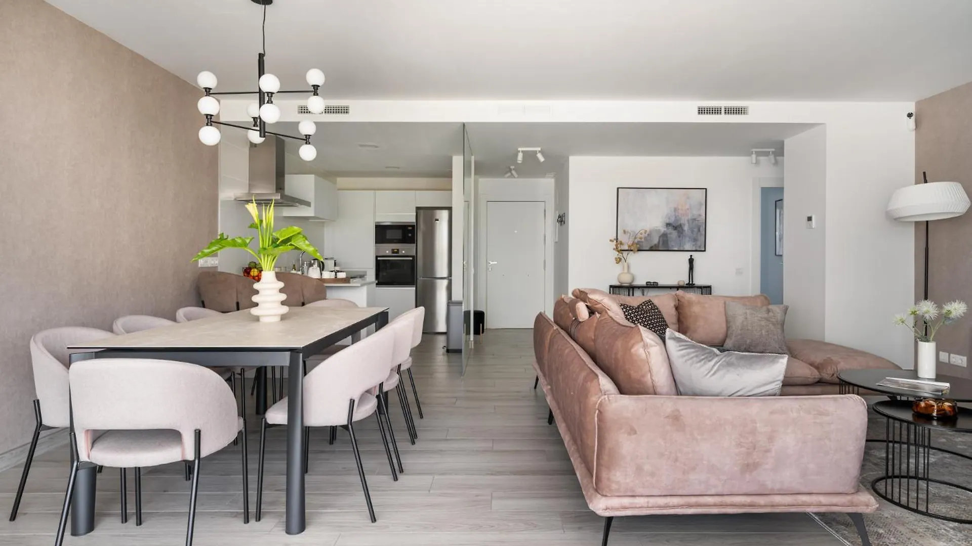 アパート Casa Elegante Casares Costaアパートメント