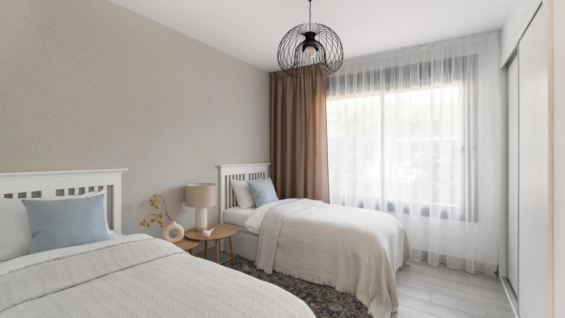 アパート Casa Elegante Casares Costaアパートメント